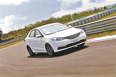 汽车防冻液能不能做电脑水冷液制冷液和防冻液一样吗？