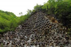 万祖之山昆仑山的地狱之门？万祖之山昆仑山的地狱之门传说