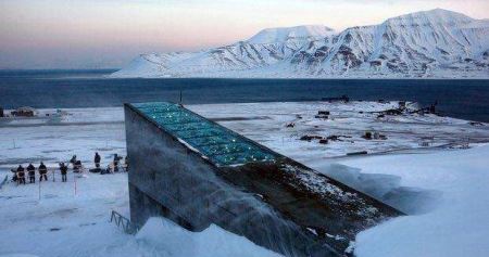 凤凰古城风景区，湘西凤凰古城事件