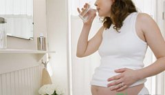 刘思瑶正脸照和侧脸照对比难怪被吐槽方脸