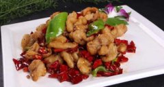 桑葚泡酒要加冰糖吗？泡桑葚酒要放冰糖吗？