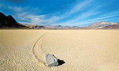 探索宇宙的未解的谜团——暗物质与暗能量