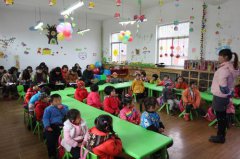 7岁宝宝家中猝死医生说出原因后奶奶怒骂老伴：就是你害的