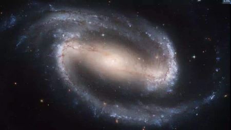 第一次从地球上探测到奇怪的海王星暗斑