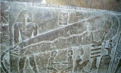 中国天眼发现外星生物，霍金警告不要回应外星信号会暴露人类