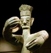 世界上最早的电视机，并不是电子产品操作？