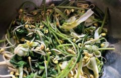 家常土豆焖排骨科学做法家常