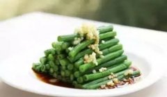 制作美味可口的素馅蒸饺？